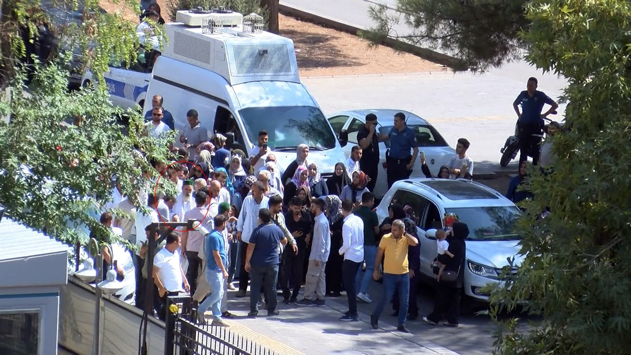 Randevuyla muska yapıp dua eden şeyh serbest bırakıldı! Aylık kazancını duyanlar şoke oldu