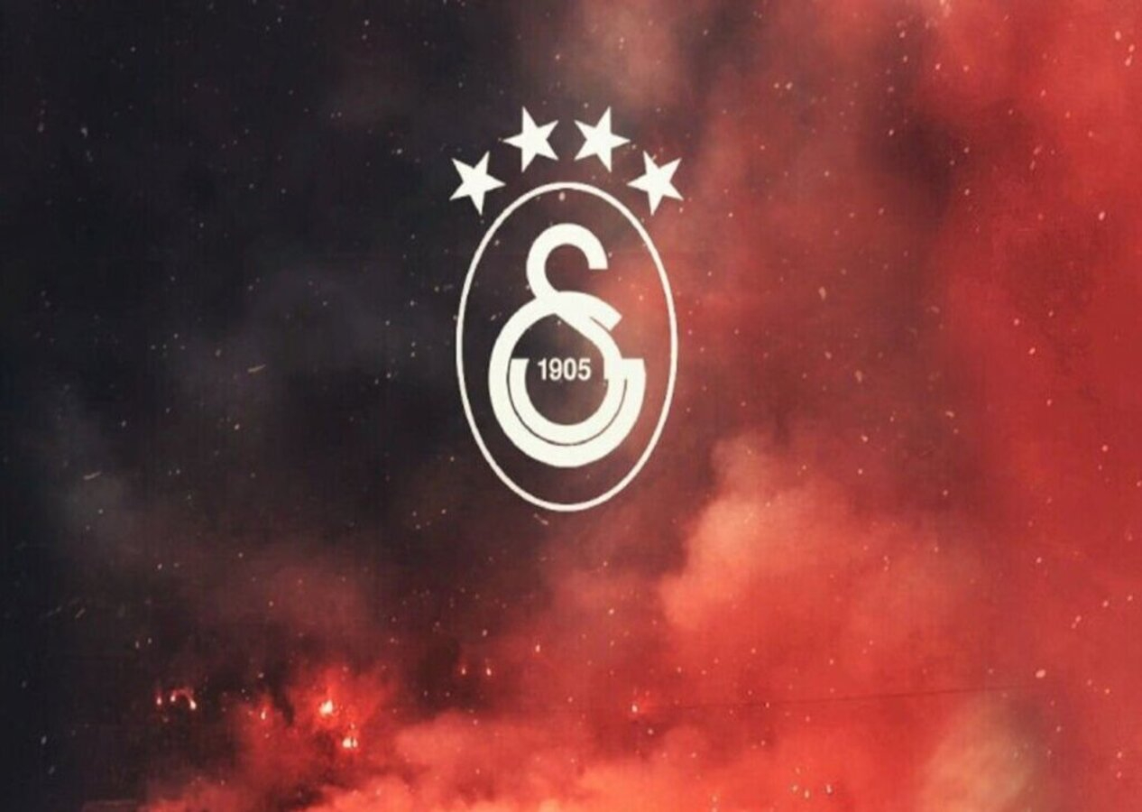Galatasaray'dan rakiplerine bomba dersi! Yeni teklif yapıldı...