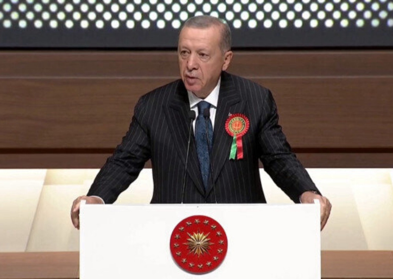 Cumhurbaşkanı Erdoğan'dan sivil anayasa çağrısı: Milletimiz yeni anayasayı anasının ak sütü gibi hak ediyor