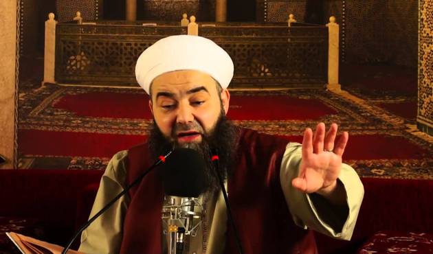 Haşa, Allah; "Cübbeli Ahmet'in işlerini özel olarak yürütüyorum" demiş! / VİDEO