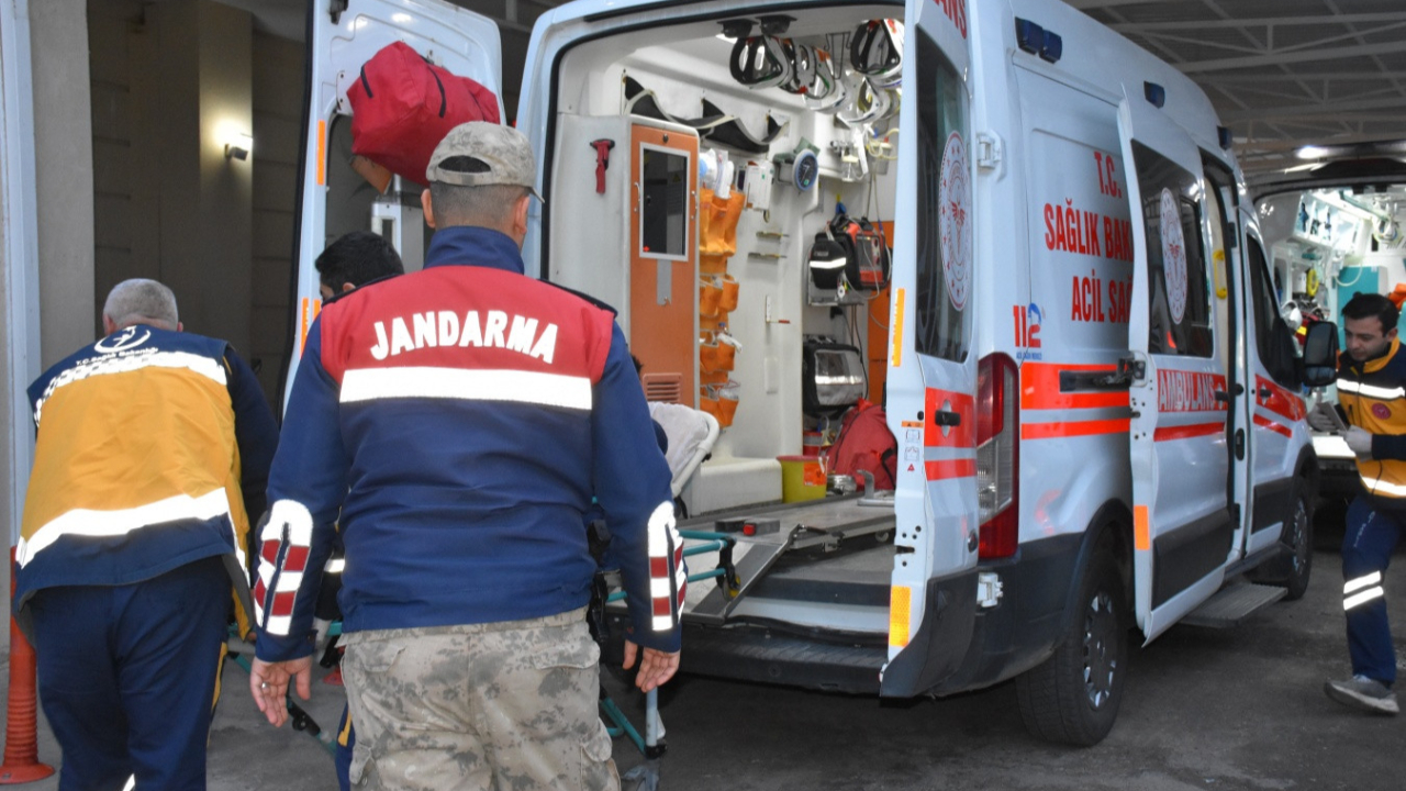 Şanlıurfa'da büyük trajedi:Tarlada uyuyan 1 yaşındaki bebek, kamyonetin altında kaldı...