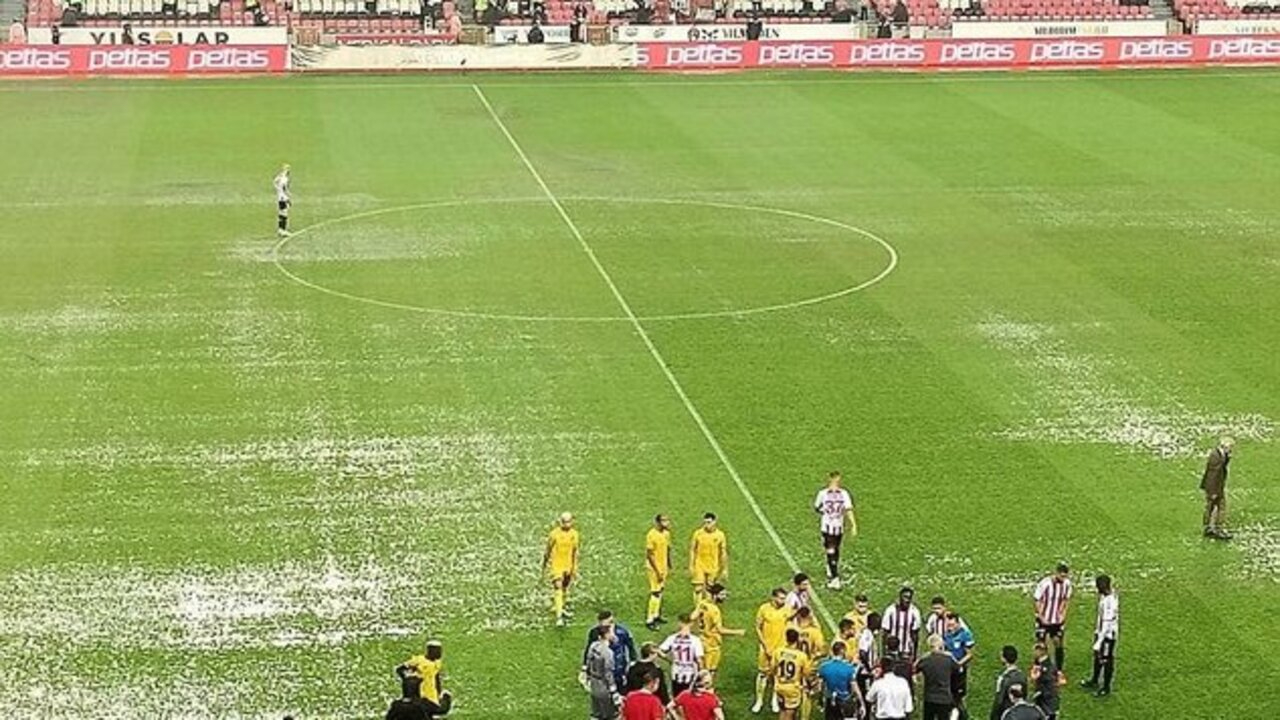 Samsunspor - İstanbulspor maçı tamamlanamadı!