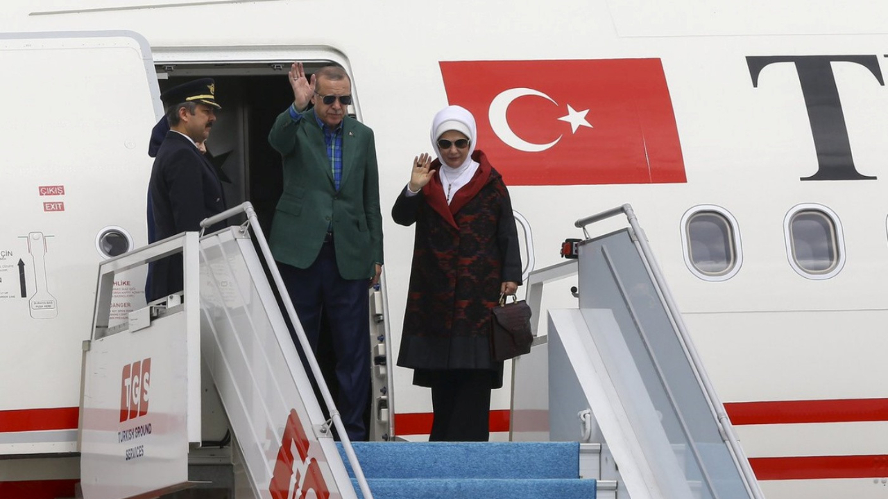 Cumhurbaşkanı Erdoğan, G20 Liderler Zirvesi için Hindistan'a gitti! Gündem: Rusya-Ukrayna savaşı!