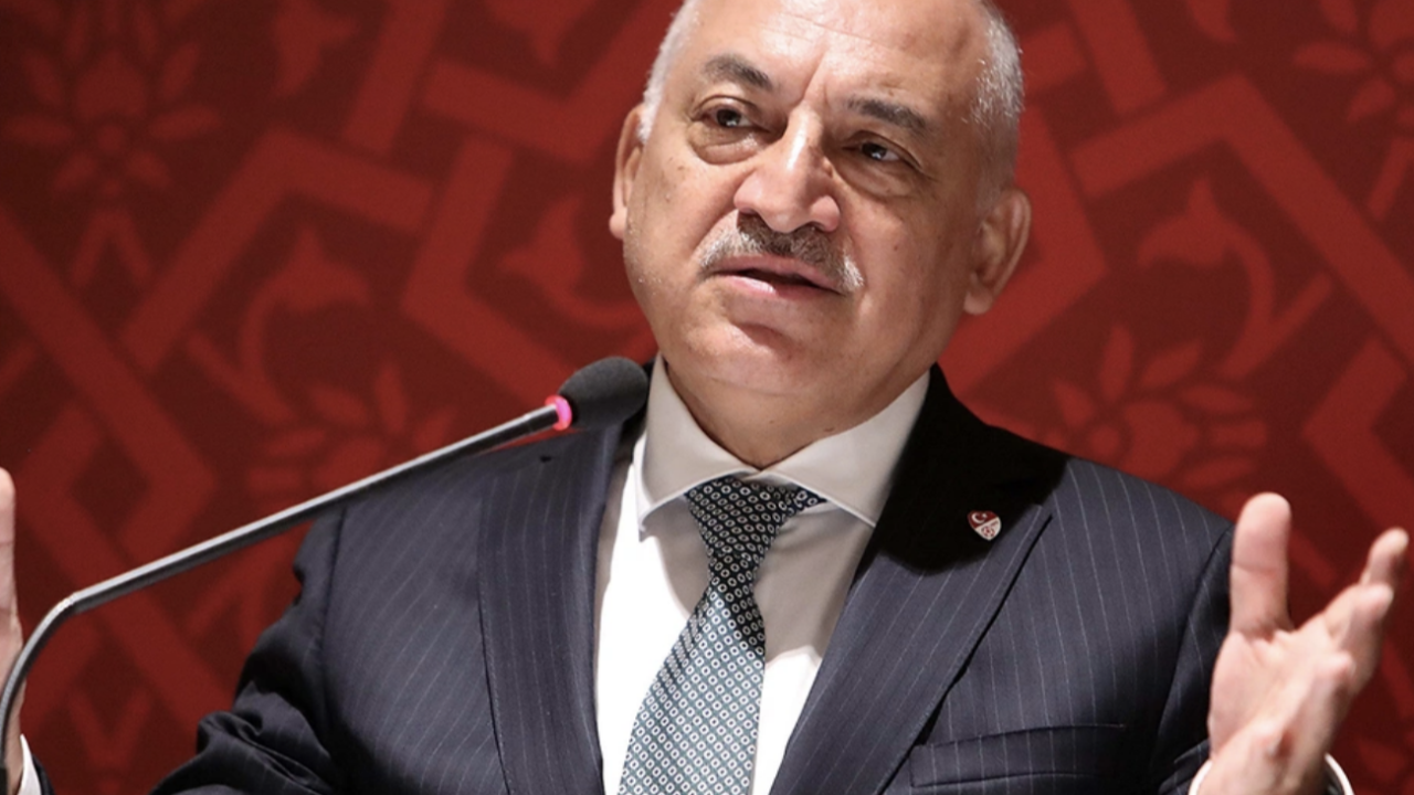 Galatasaray'da "Mehmet Büyükekşi ihraç edilsin" talebi!