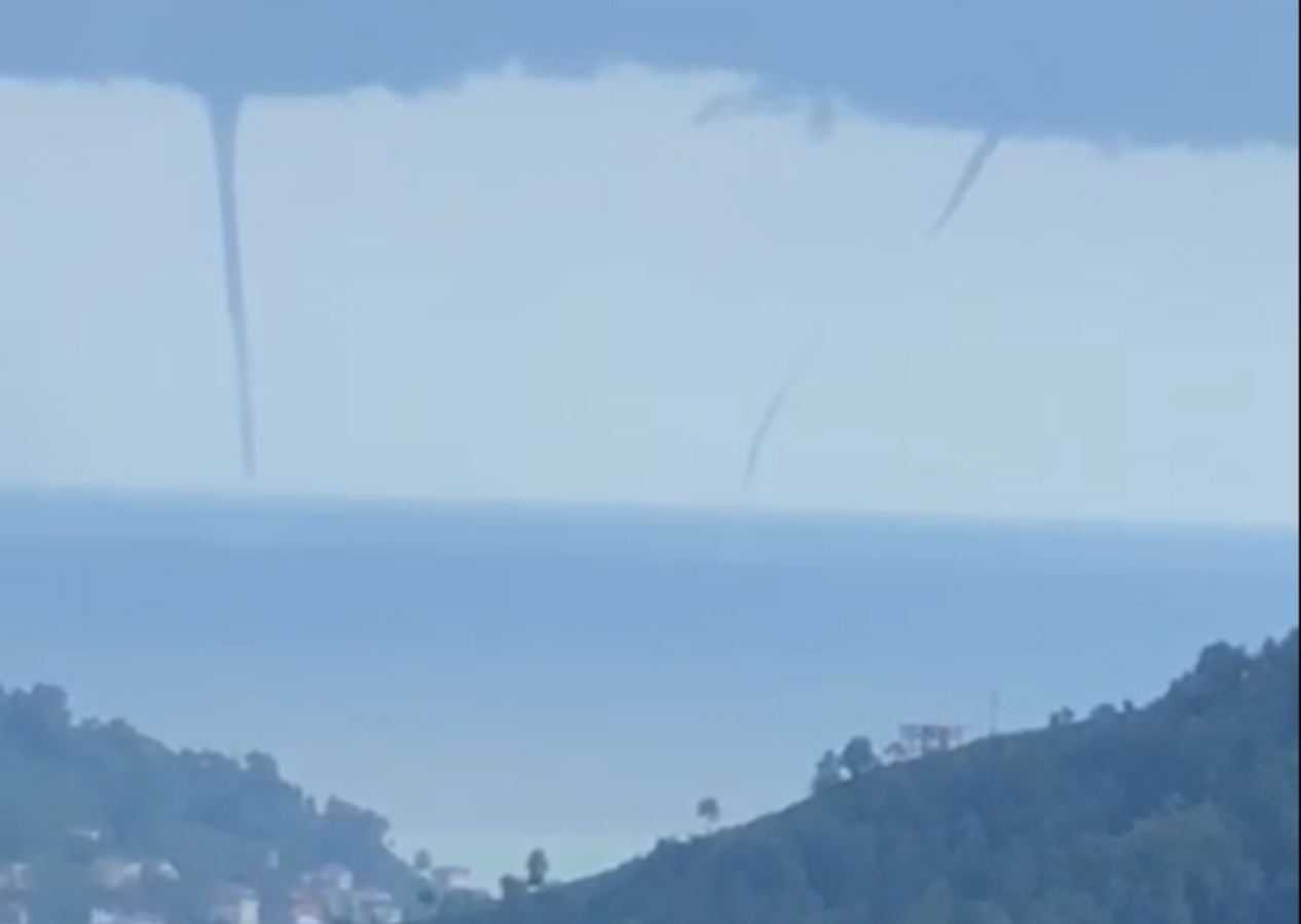 Rize ve çevresi dikkat: Denizde aynı anda iki hortum birden çıktı!