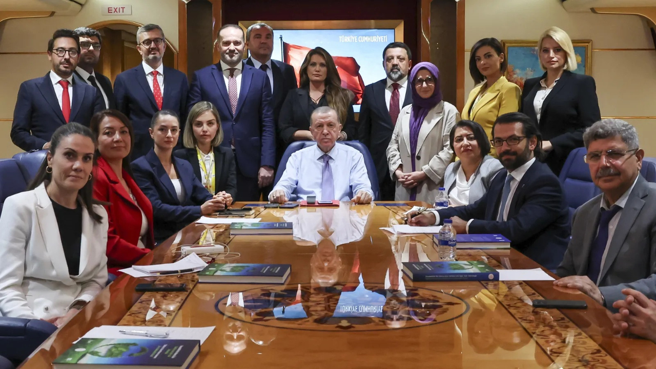 Cumhurbaşkanı Erdoğan'dan G20 dönüşü önemli açıklamalar: Batı'ya tahıl koridoru mesajı!