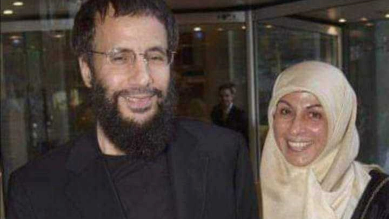 Müslüman olan İngiliz şarkıcı Yusuf İslâm'ın '4 kadın evliliği'yle ilgili gazeteciye verdiği efsane cevap