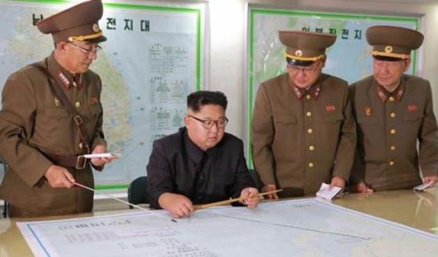 Kim Jong, ABD'ye saldırı planını böyle inceledi!