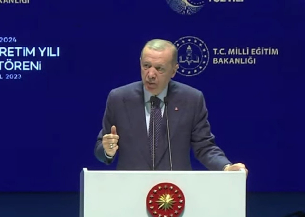 Ek ders müjdesi! Cumhurbaşkanı Erdoğan 'Yüzde 25 artırıyoruz' diyerek duyurdu!
