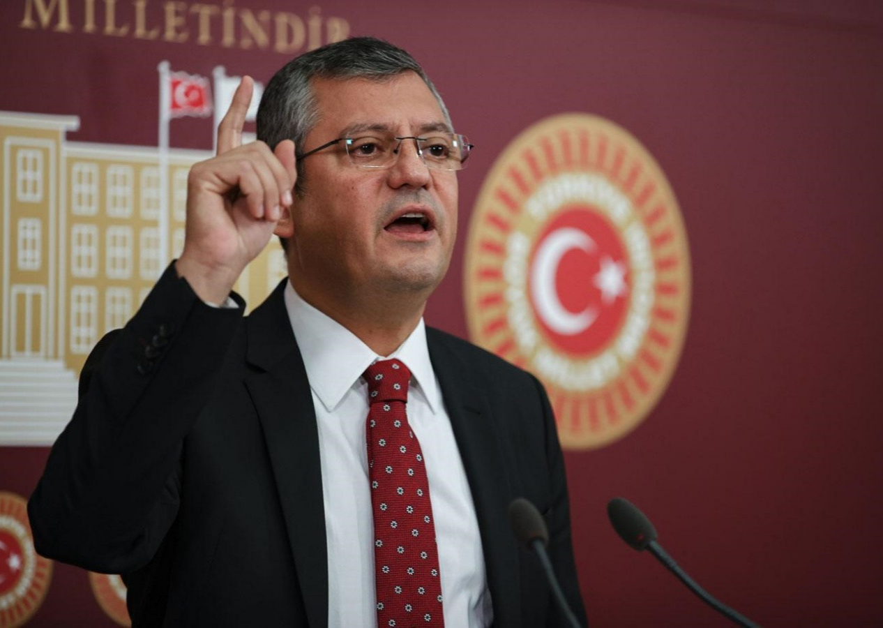 Adaylık sonrası soluğu TV'de alan Özgür Özel: Hacı torunlarıyız hepimiz!
