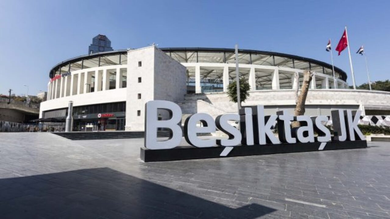 Beşiktaş'ın stadyum isim sponsoru belli oldu! Kasa ağzına kadar dolacak