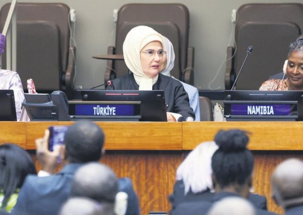 Emine Erdoğan'dan dünya liderlerinin eşlerine çağrı: Güç birliği yapalım!