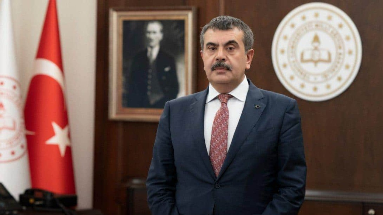 Milli Eğitim Bakanı Yusuf Tekin'den milyonlarca öğrenciye test sınavı müjdesi!