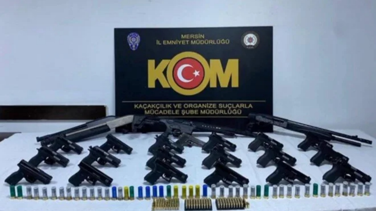 12 ilde silah kaçakçılığı operasyonuyla 217 ruhsatsız silah ele geçirildi