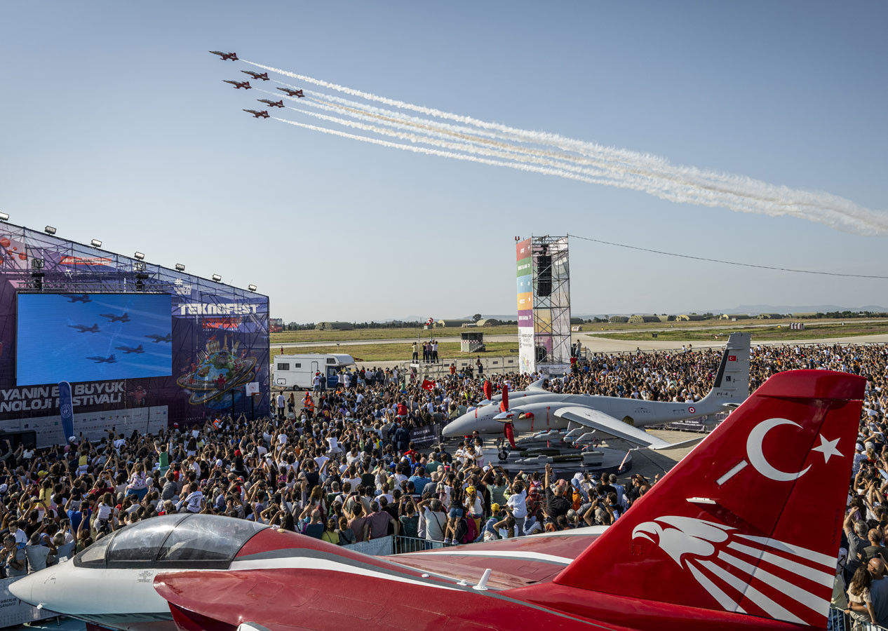 TEKNOFEST'e 4'üncü günde de nefes kesti