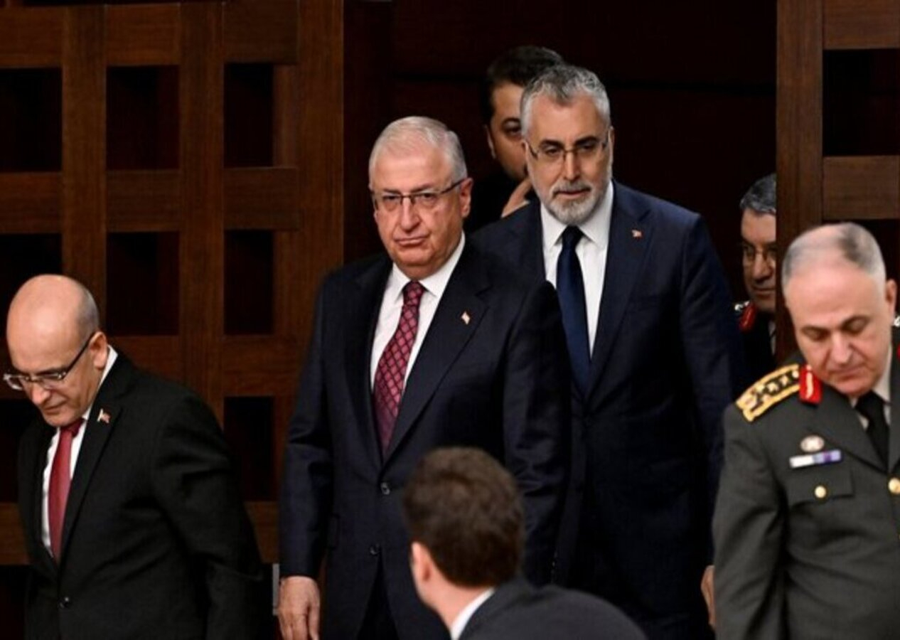 Milli Savunma Bakanı Yaşar Güler'den manidar sözler: O şarkı kulağınızda dursun!