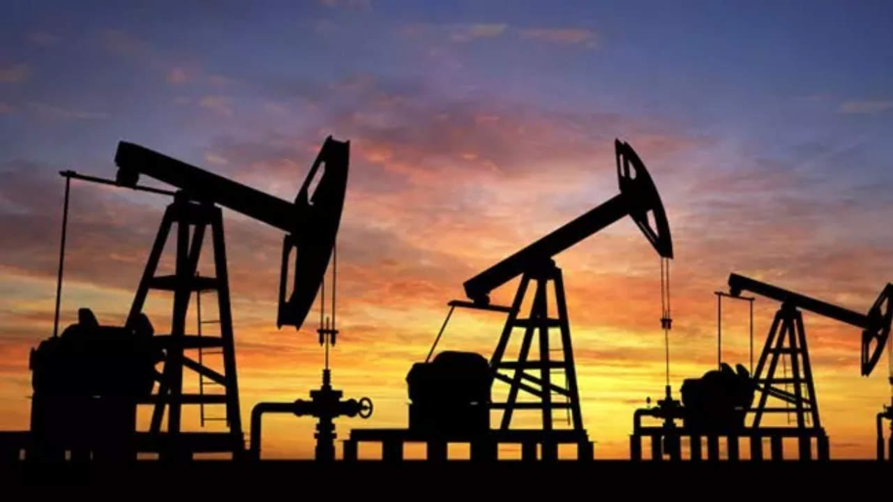 Rusya, petrol ihracatı kesintisine devam edecek