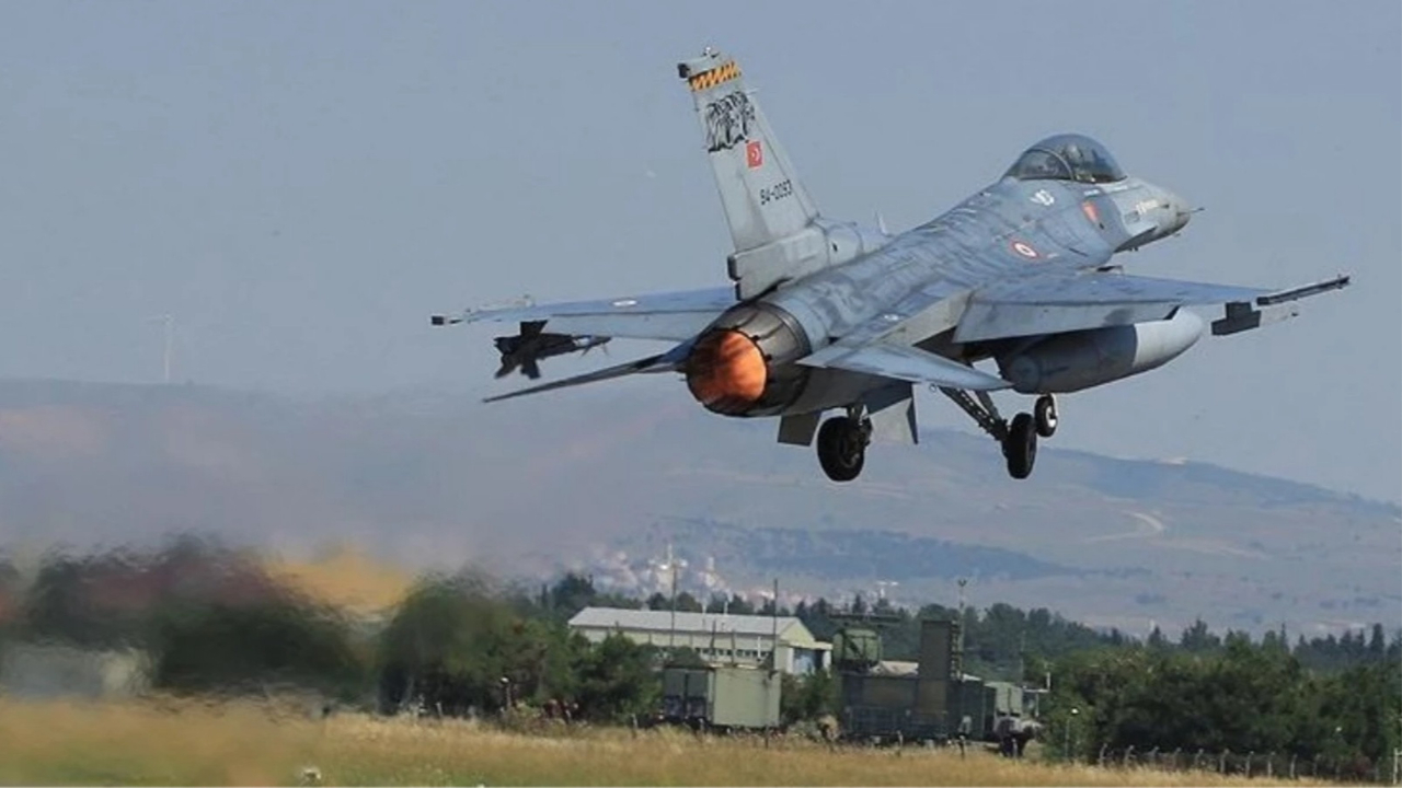 Irak'ın kuzeyine hava harekatı: 140 km uzaklıktaki hedefler vuruldu!