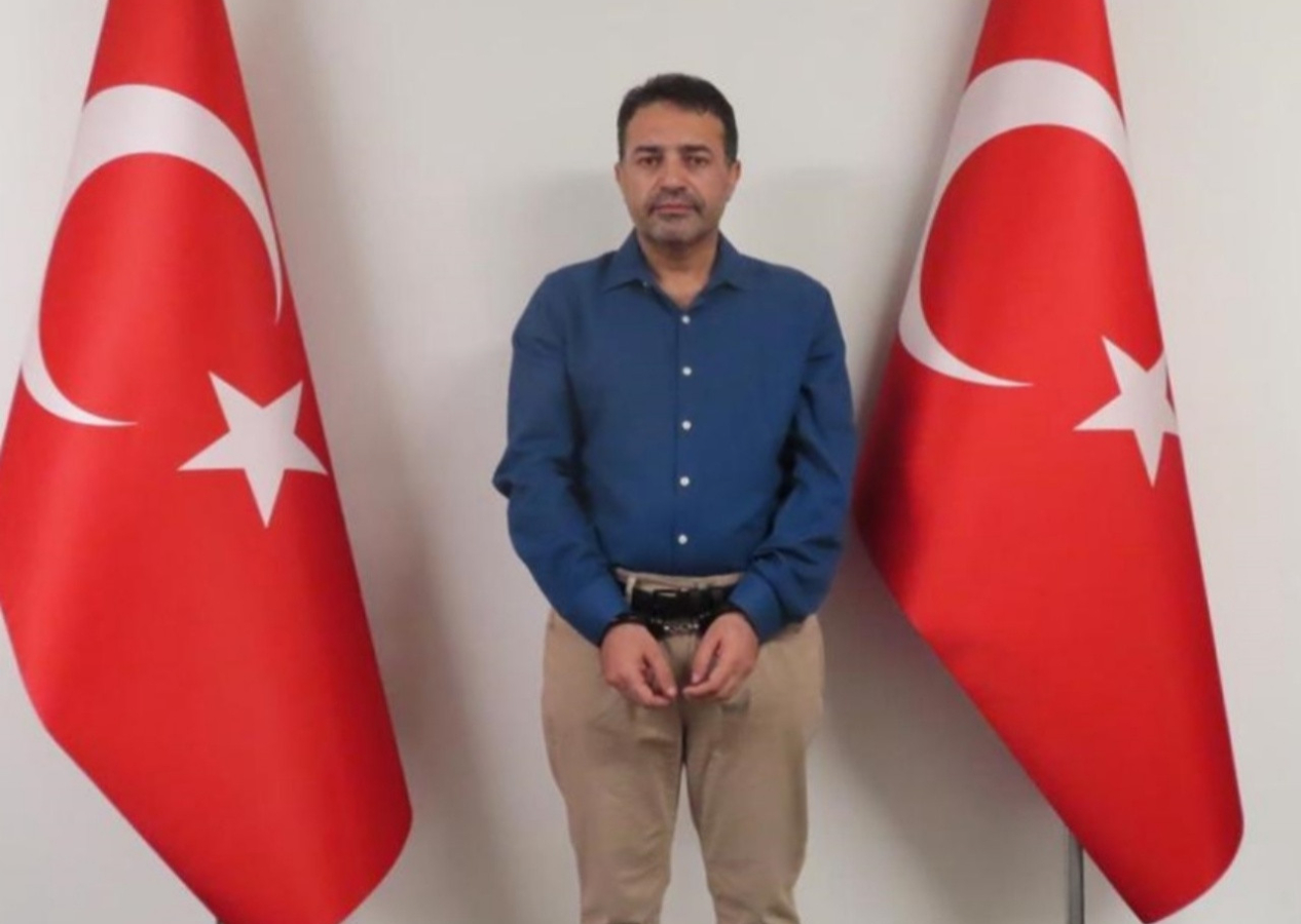 MİT, FETÖ firarisi Koray Vural'ı yakalayarak Türkiye'ye getirdi!