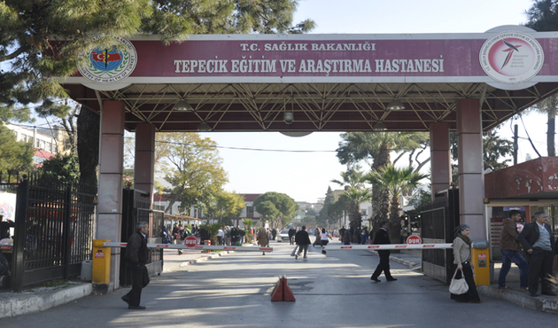 Bıçakla yaralayıp hastane bahçesine attılar...