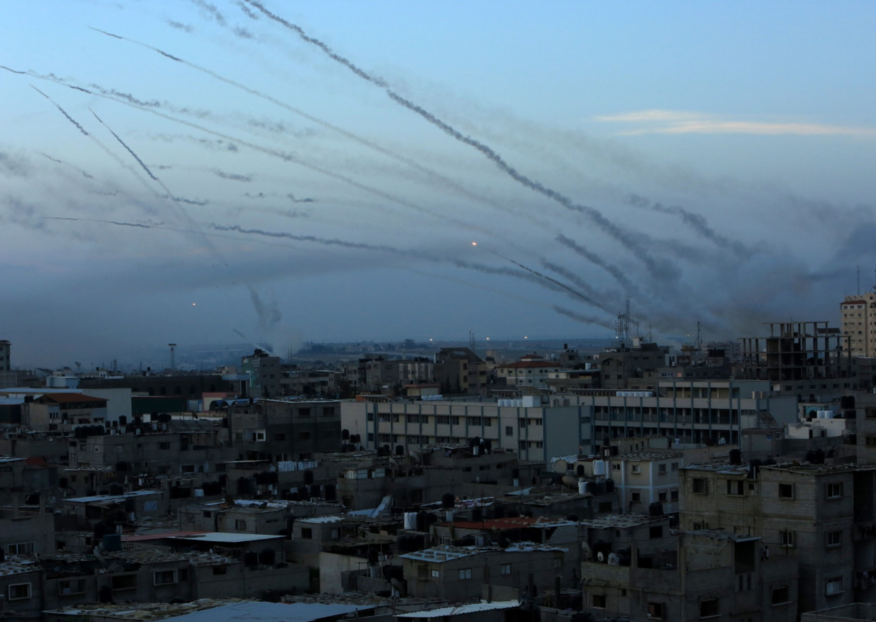 Hamas'ın silahlı kanadı İsrail'e karşı "Aksa Tufanı" operasyonu başlattı