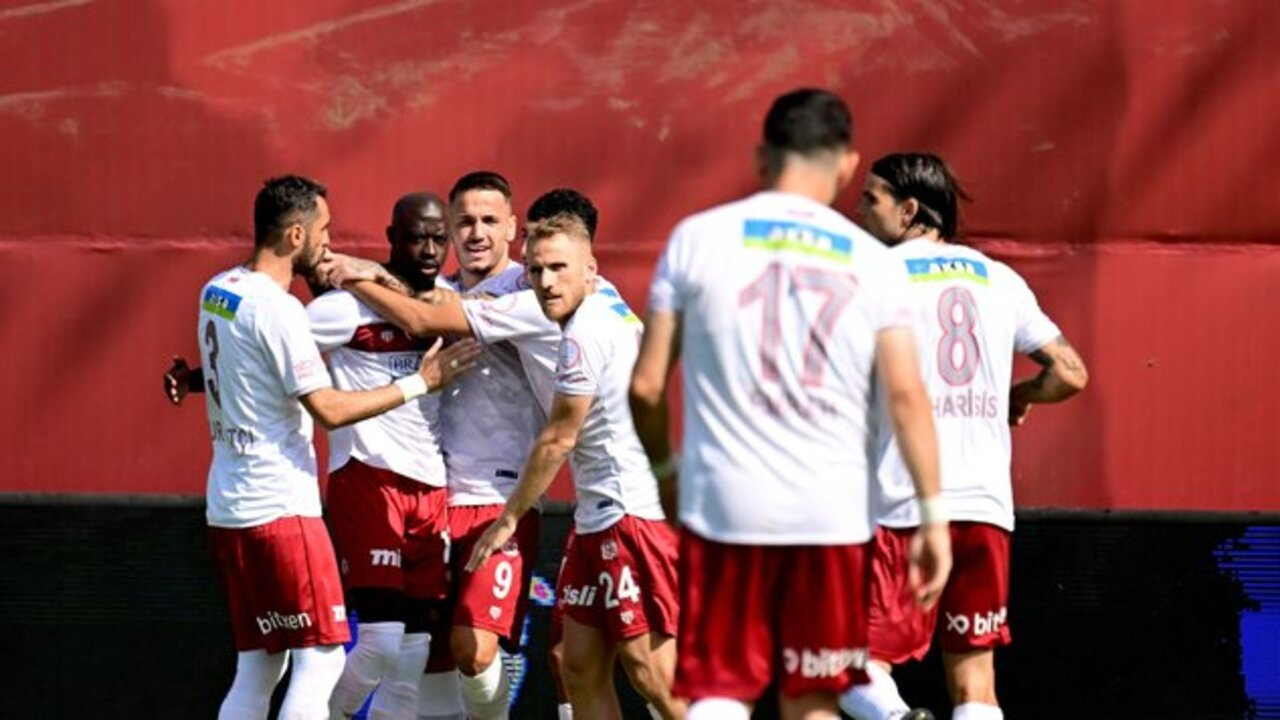 Pendikspor 2 - 3 Sivasspor | Maçın özeti...