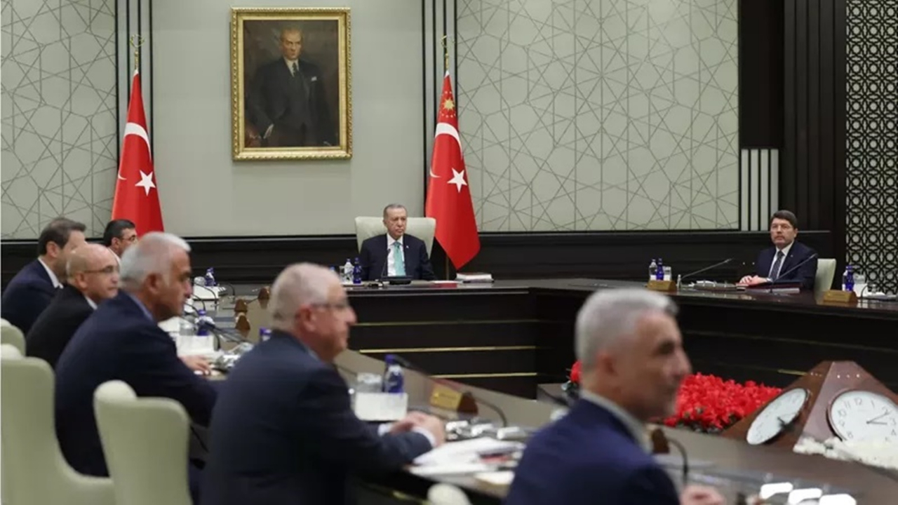 Kabine bugün toplanıyor! Masada İsrail ile Filistin arasındaki çatışma ve emekli maaşı düzenlemesi olacak