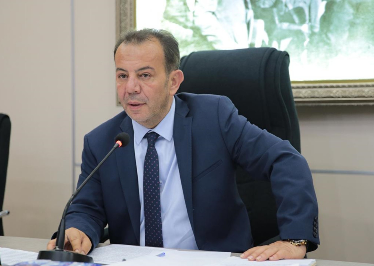 Tanju Özcan'ın CHP'den ihracı kesinleşti! Özcan'dan ilk yorum: "FETÖ'cüler, HDP’li bölücüler, Kılıçdaroğlu ve avaneleri kına yakabilirler"