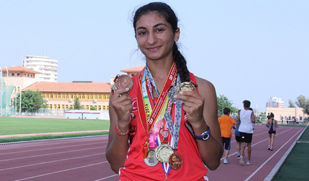 Türkiye'nin atletizmde umut ışığı olan milli atlet Şevval Ayaz!