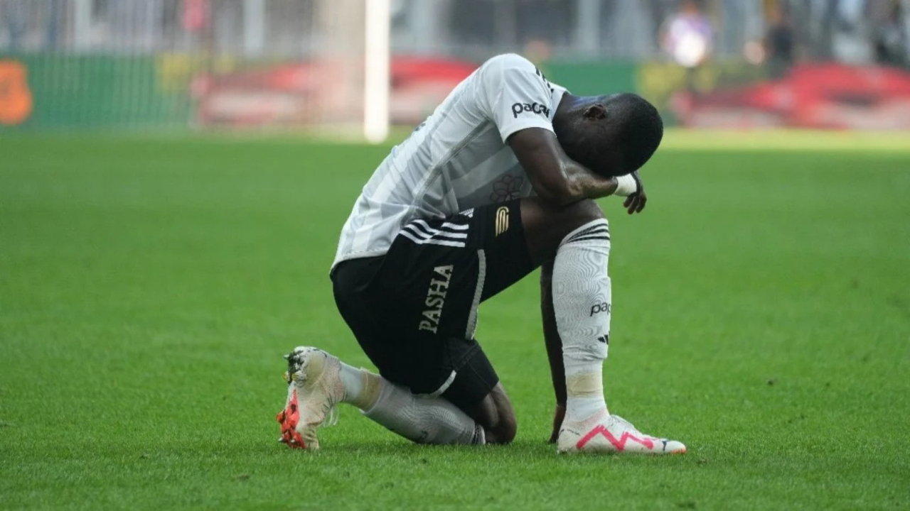 Beşiktaş'ta sakatlık şoku: Galatasaray maçında yok