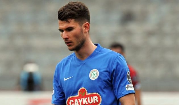 Göztepe'den iki flaş transfer daha