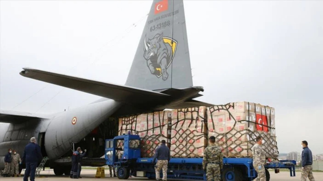 Türkiye'den Gazze'ye insani yardım gidiyor: Mısır'dan Gazze'ye götürülecek!