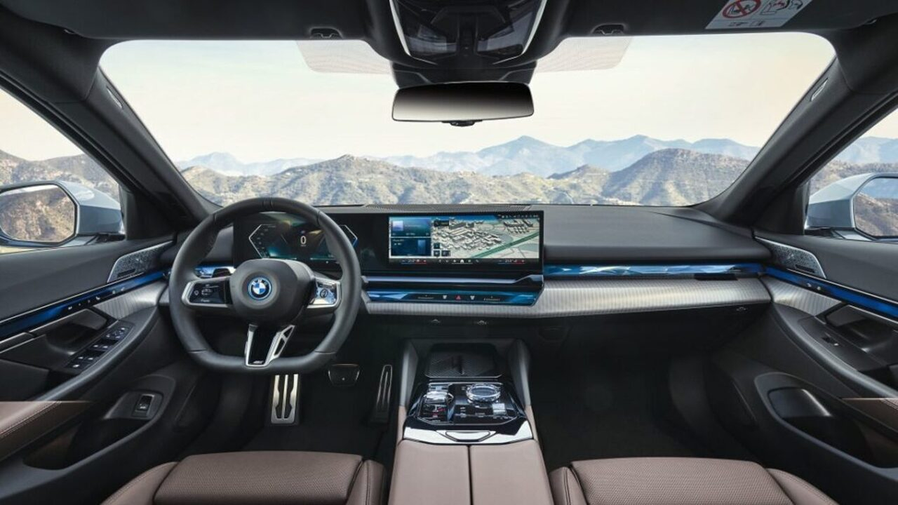 BMW 5 serisi, yepyeni haliyle satışa sunuldu! İşte Türkiye fiyatı...