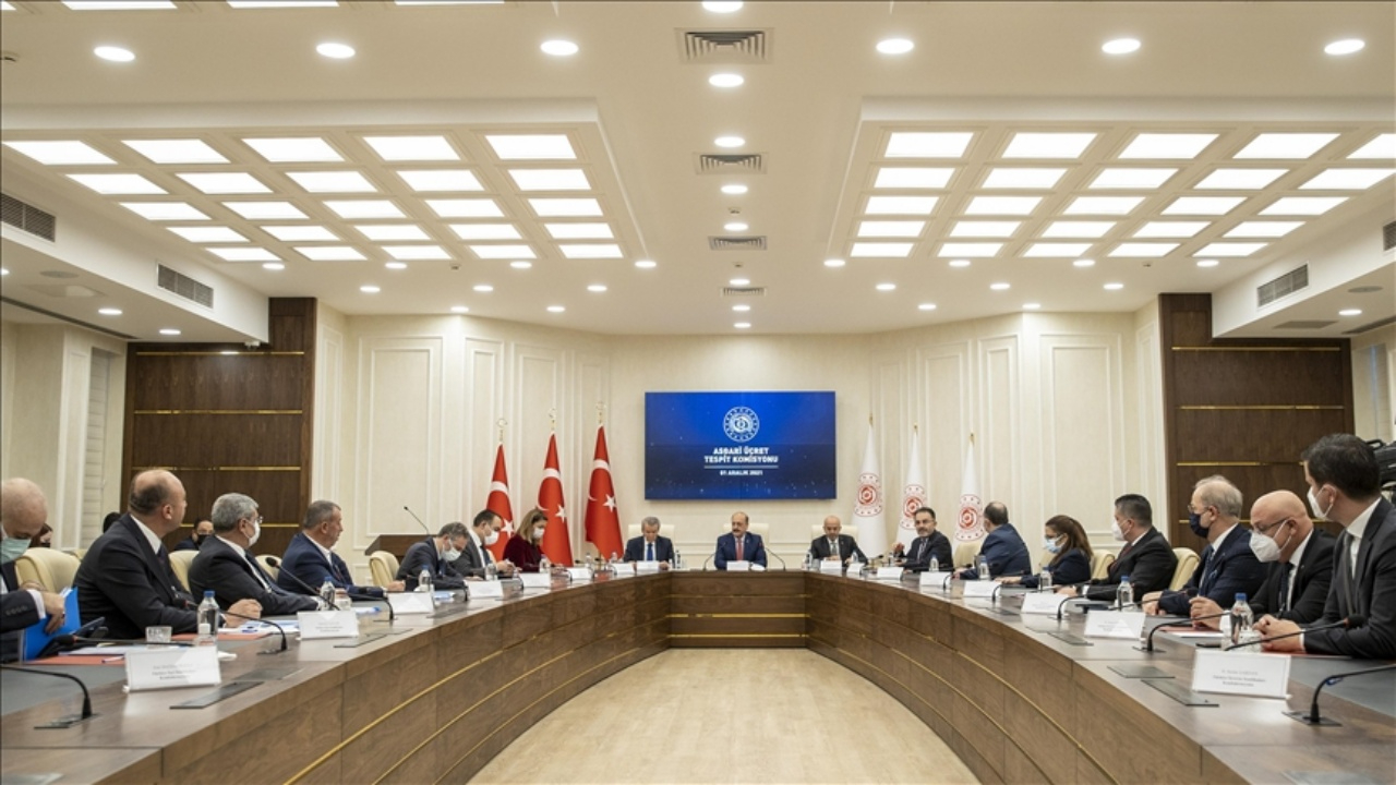 Asgari ücret toplantısında kritik gelişme! Toplantıya asgari ücretle çalışanlarda katılacak
