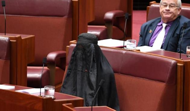 Adalet Bakanı'ndan burka eylemine tokat gibi cevap!
