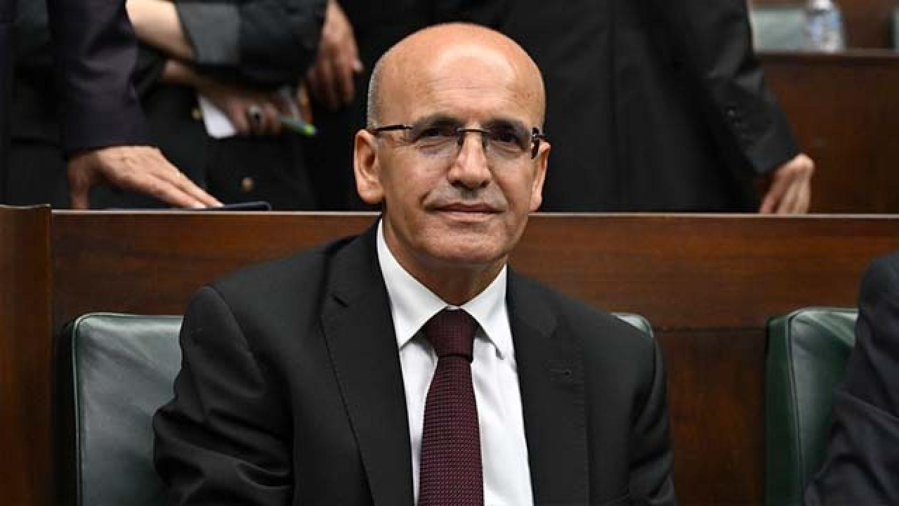 Bakan Şimşek'ten Fransa ziyaretine ilişkin açıklama! 4 trilyon euro yönetenlere Türkiye ekonomisini anlattık