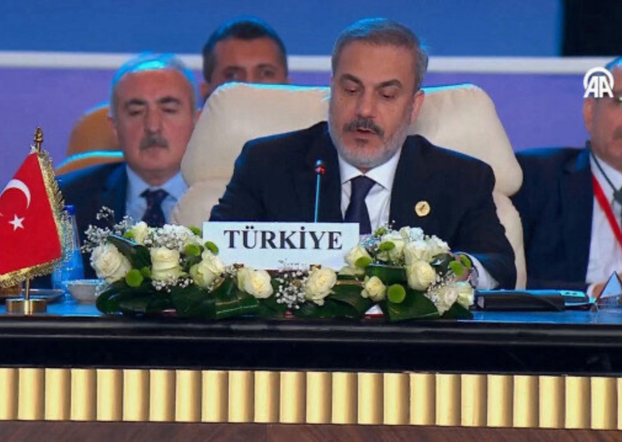 Bakan Fidan, Gazze Zirvesi'nde: Masum insanların katledilmesini izleyemeyiz!