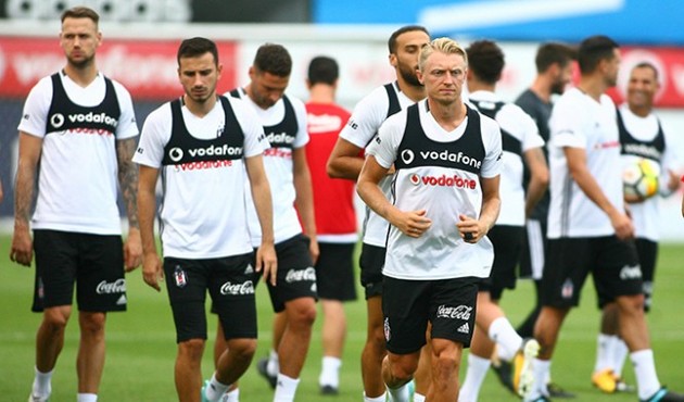 Beşiktaş'ı kara kara düşündüren 6 isim!