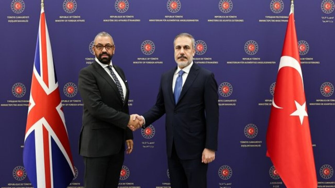 Dışişleri Bakanı Hakan Fidan, İngiliz mevkidaşı James Cleverly ile görüştü!