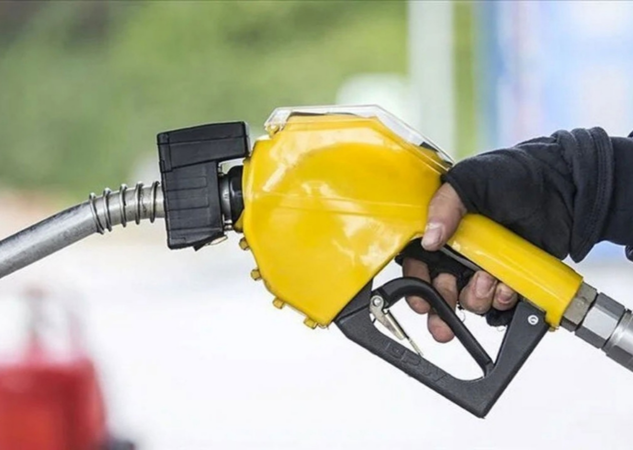 Benzine zam geliyor! Bu gece pompalara yansıyacak