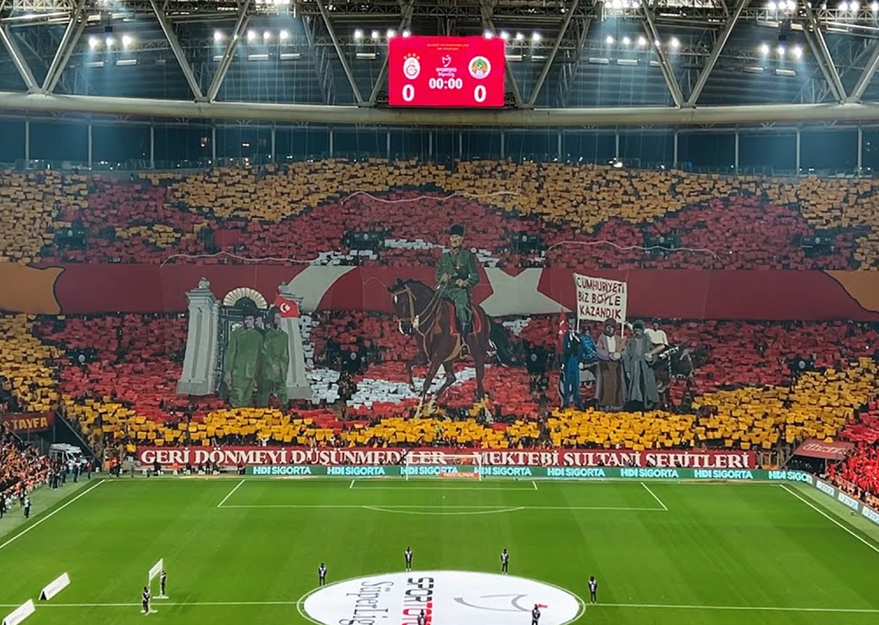 Galatasaray taraftarı derbide şov yapacak! Koreografi geliyor