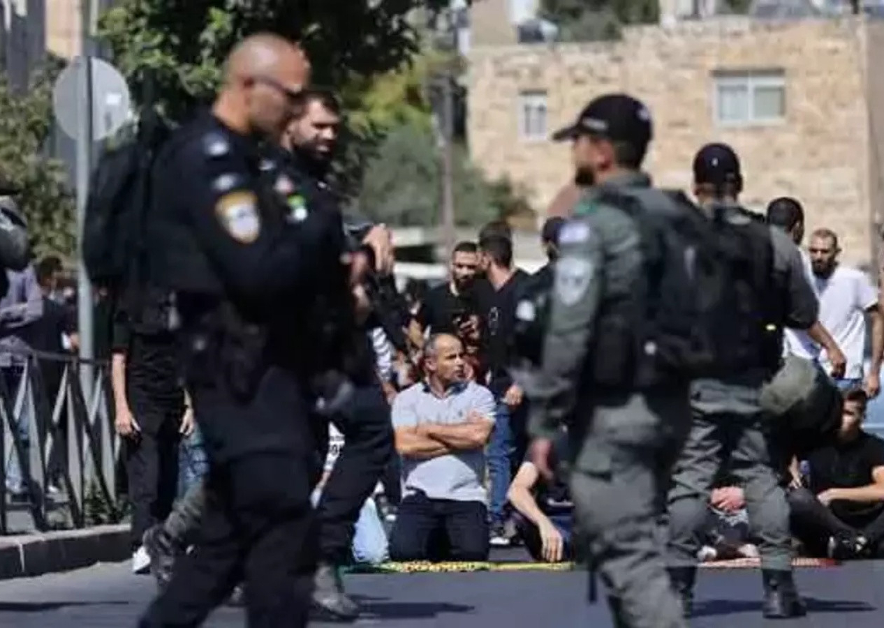 İsrail'den cuma namazı öncesi Mescid-i Aksa kararı! Barikatlar kurdular...