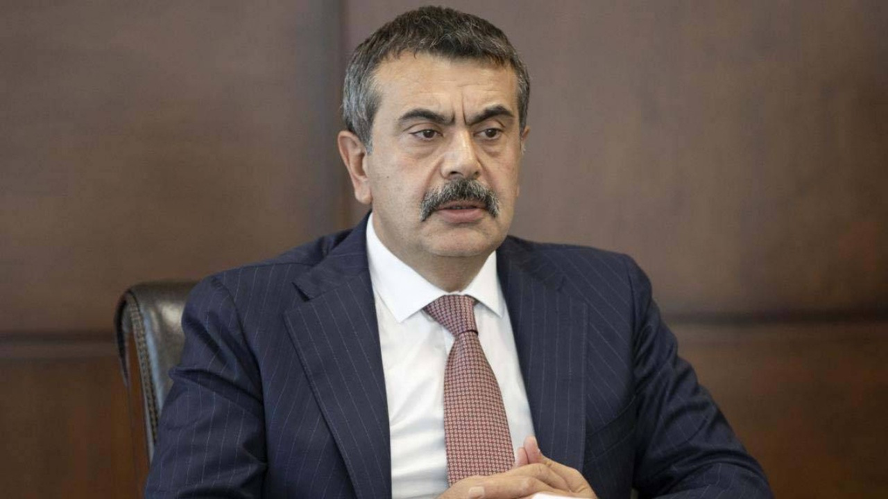 Milli Eğitim Bakanı Yusuf Tekin duyurdu: Öğretmen seminerleri online yapılacak!