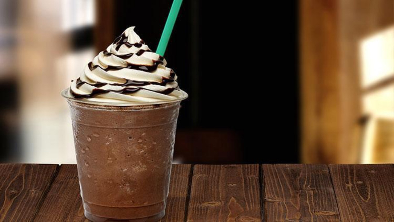 Evde Frappuccino nasıl yapılır? İşte, adım adım Frappuccino tarifi...