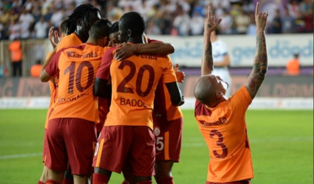 Galatasaray şova devam ediyor