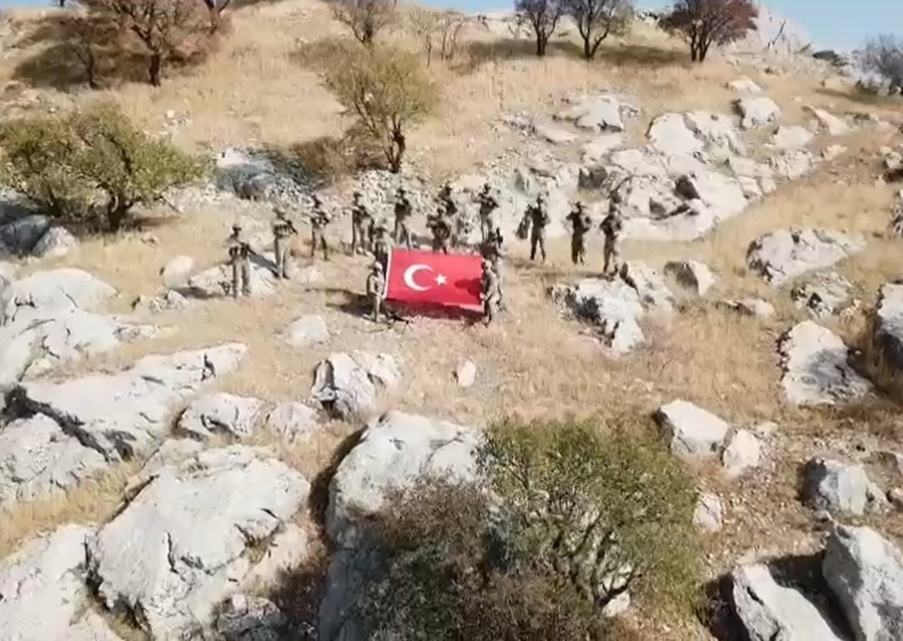 Mehmetçik'ten Cumhuriyetin 100. yılına özel video