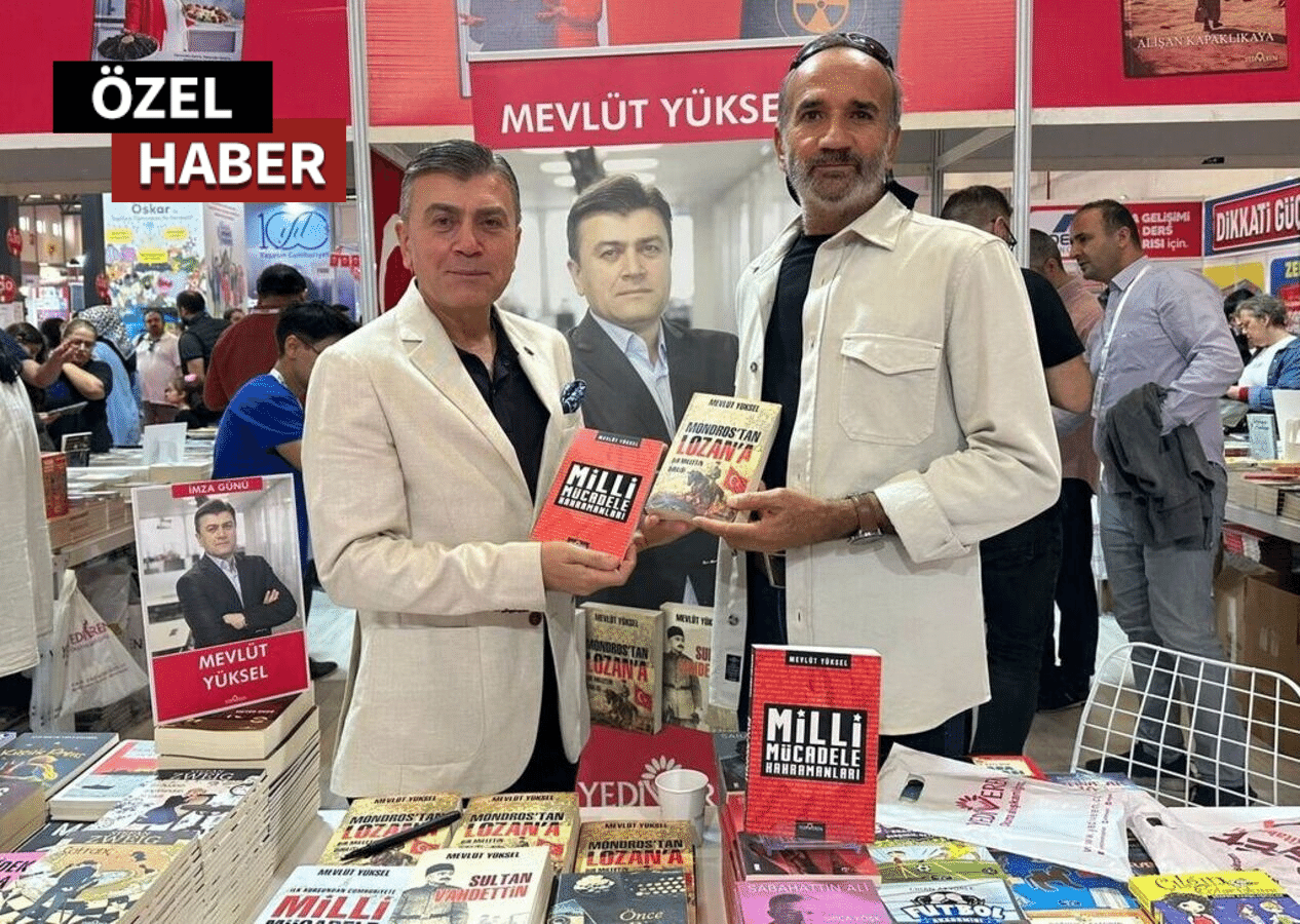 Mevlüt Yüksel TÜYAP’ta kitaplarını imzaladı!