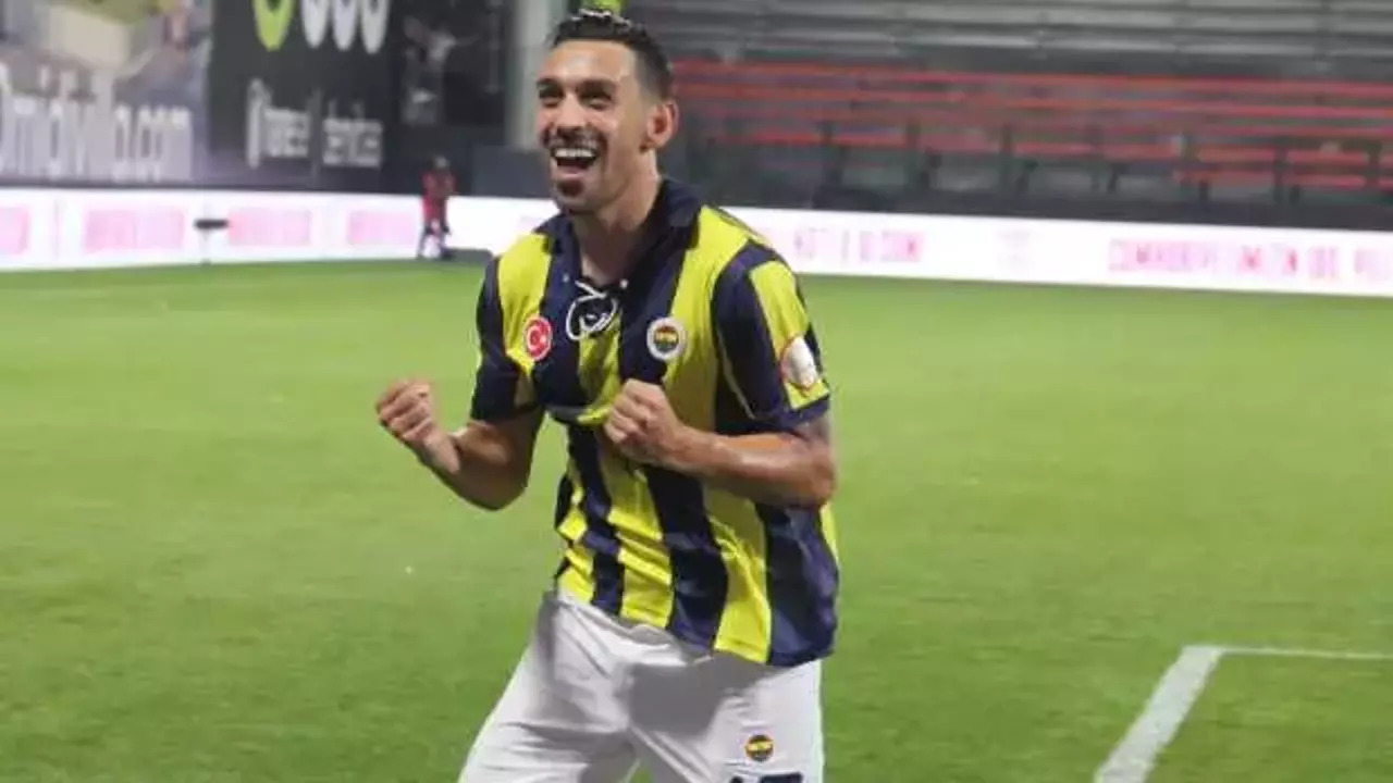 İrfan Can Kahveci durmuyor, bu sezon bambaşka!