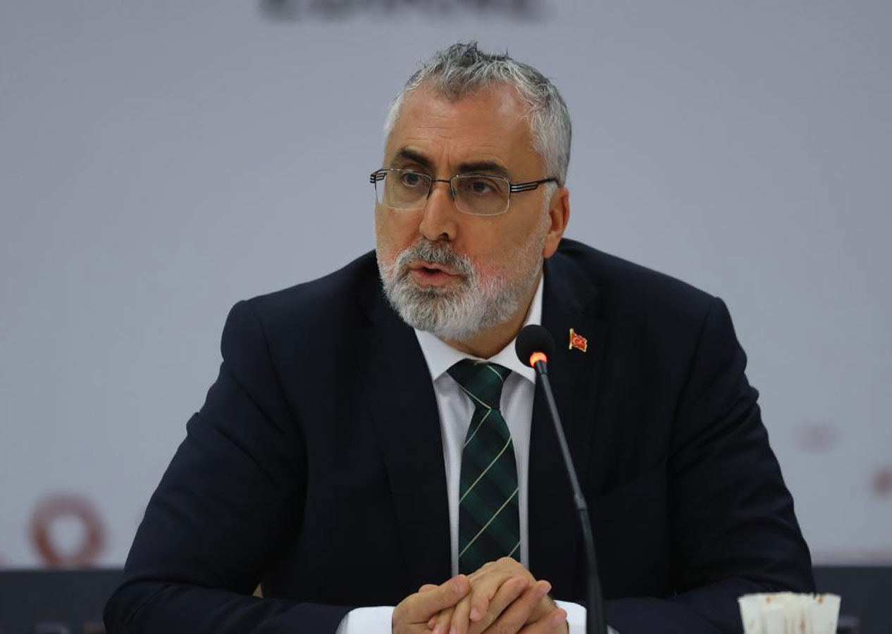 Çalışma ve Sosyal Güvenlik Bakanı Vedat Işıkhan duyurdu: Süre uzatıldı