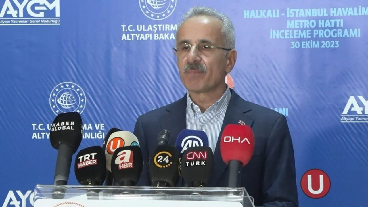 Bakan Uraloğlu duyurdu! Halkalı - İstanbul Havalimanı metrosu 2024'te açılıyor